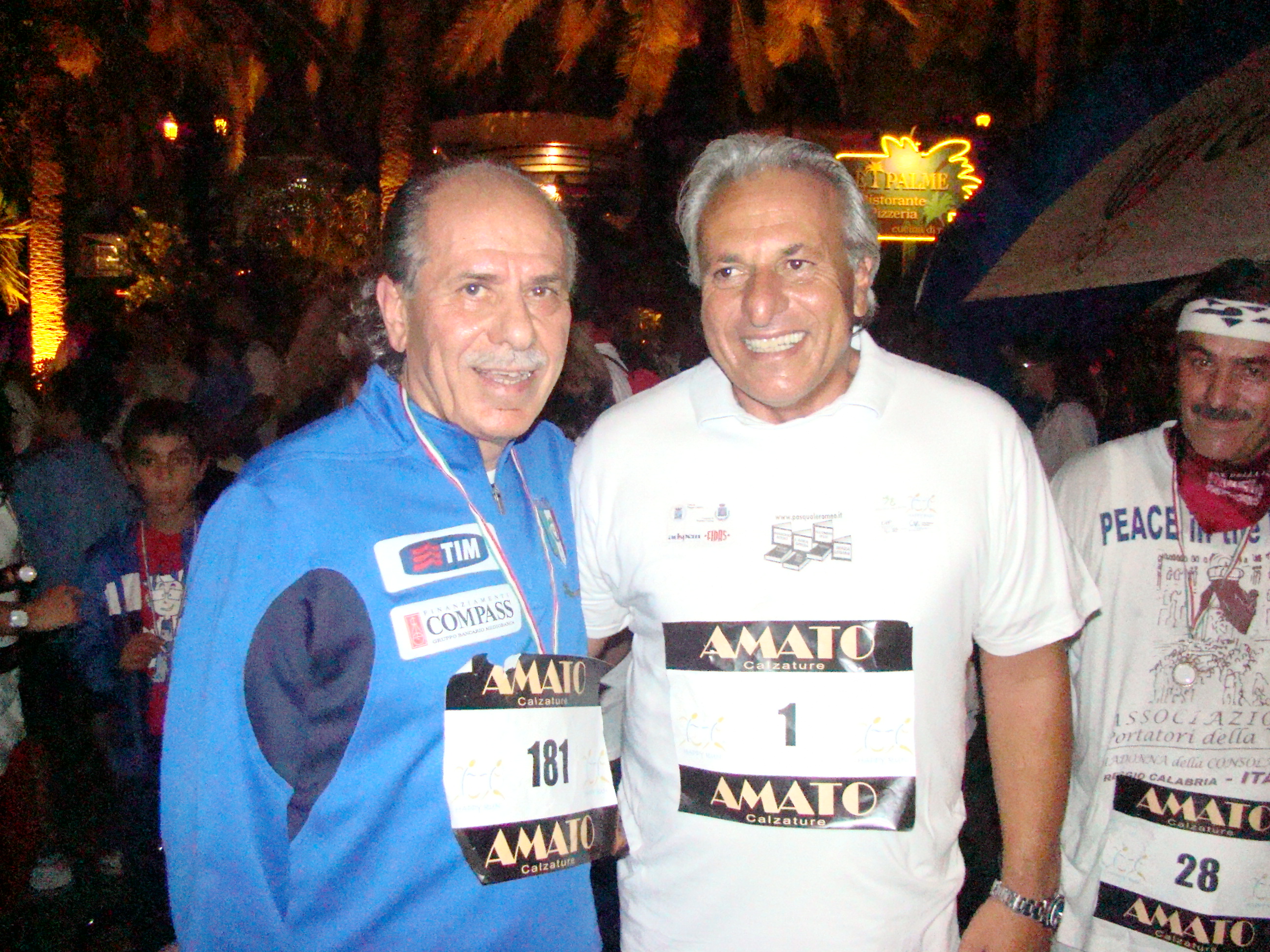 Mimmo Pratic_e_Demetrio_Arena_atleti_per_Happy_Run_Ottobre_2011